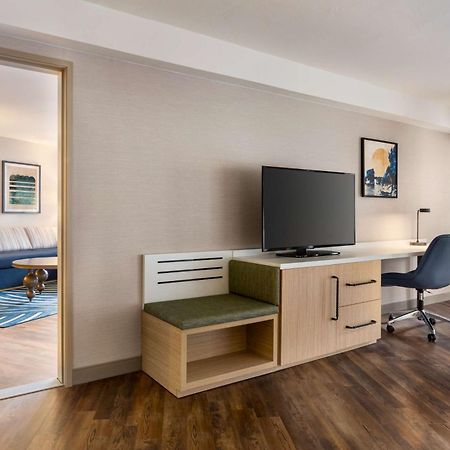 Hilton Garden Inn Monterey Kültér fotó