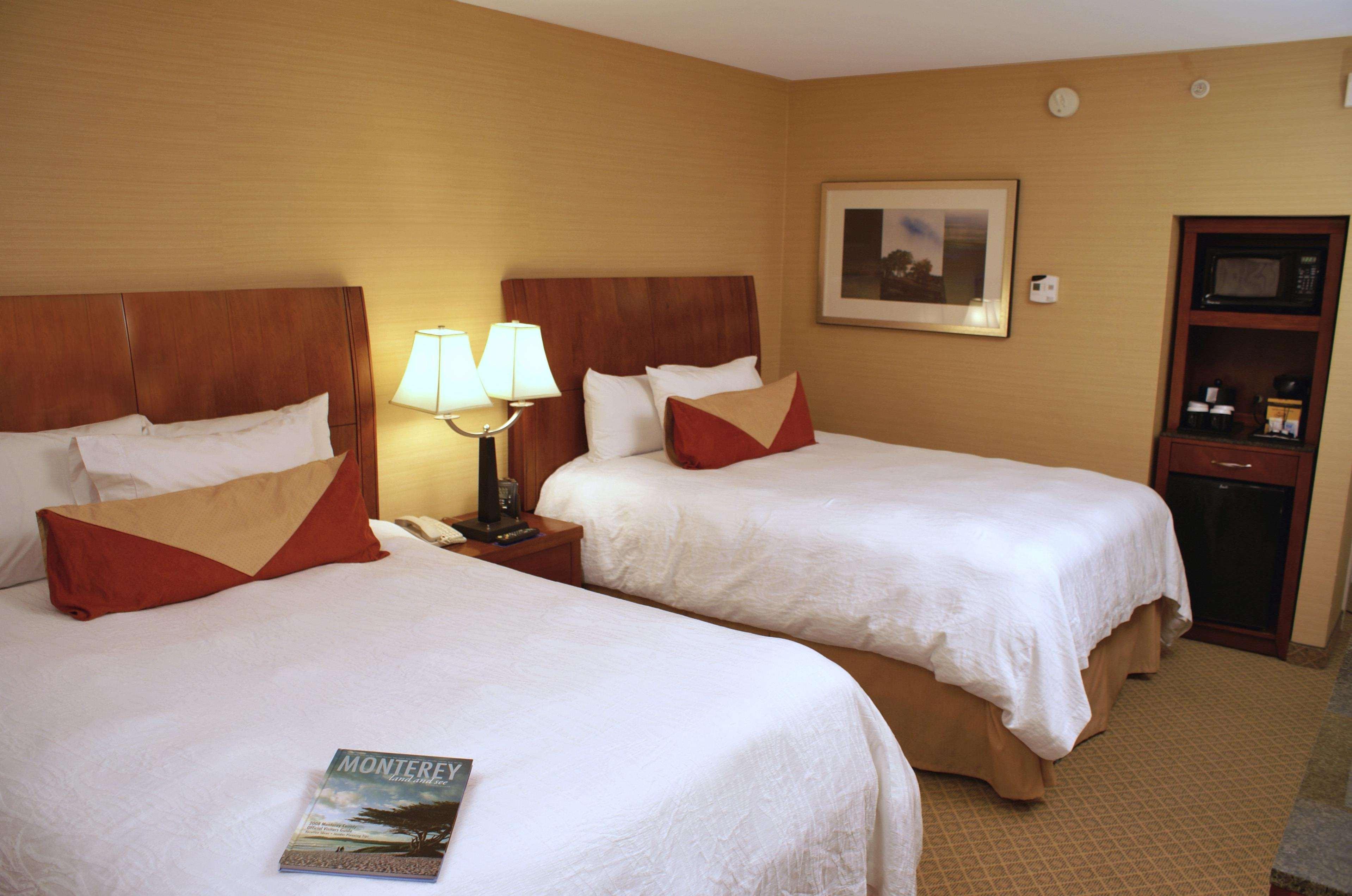 Hilton Garden Inn Monterey Szoba fotó